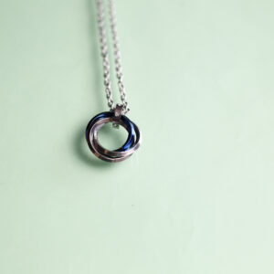 Elegant Gold Diamond Necklaces
